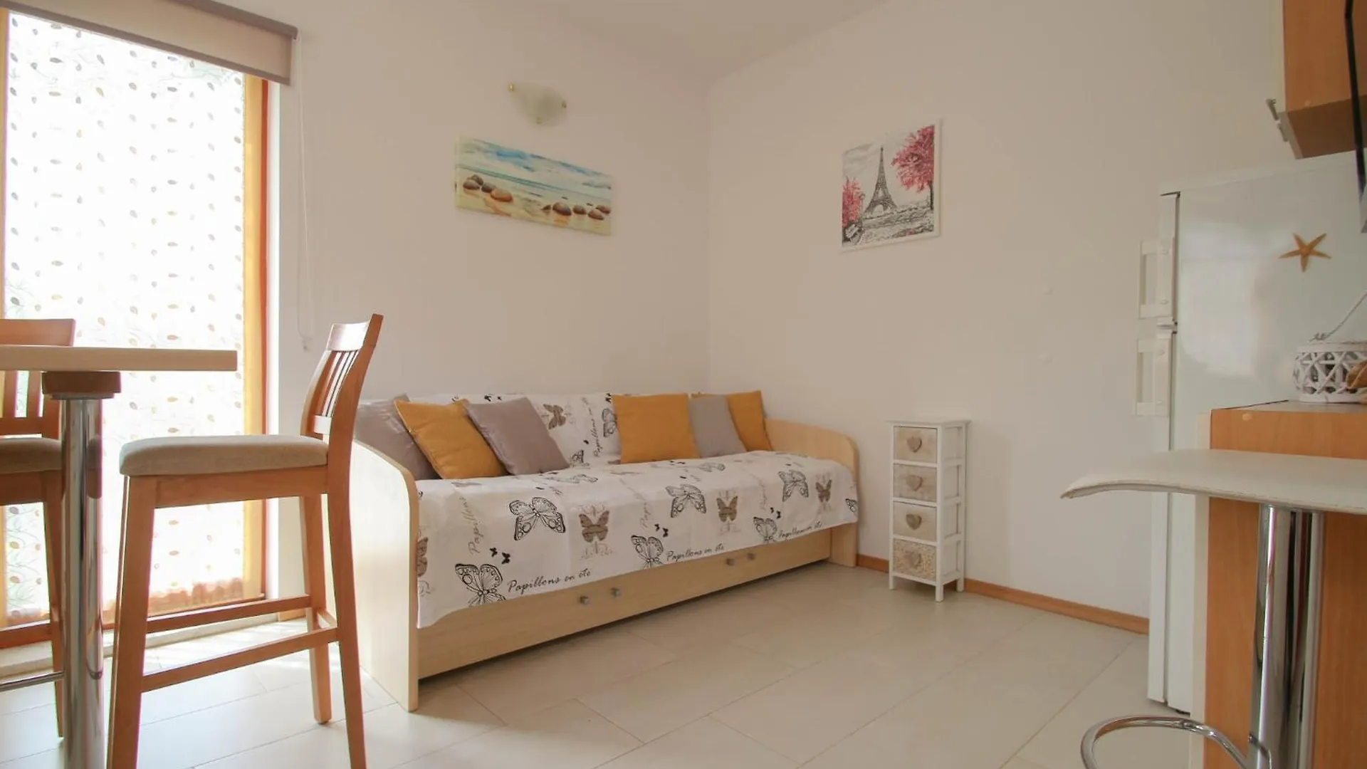 Timea A2 Apartment Zambratija