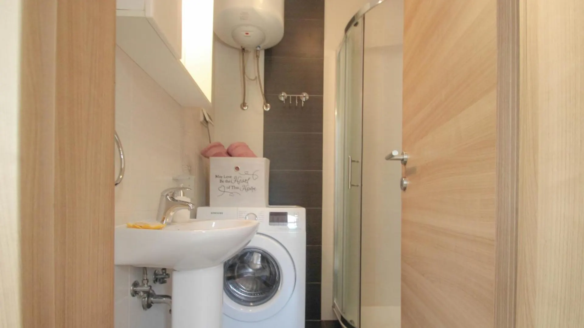 Timea A2 Apartment Zambratija
